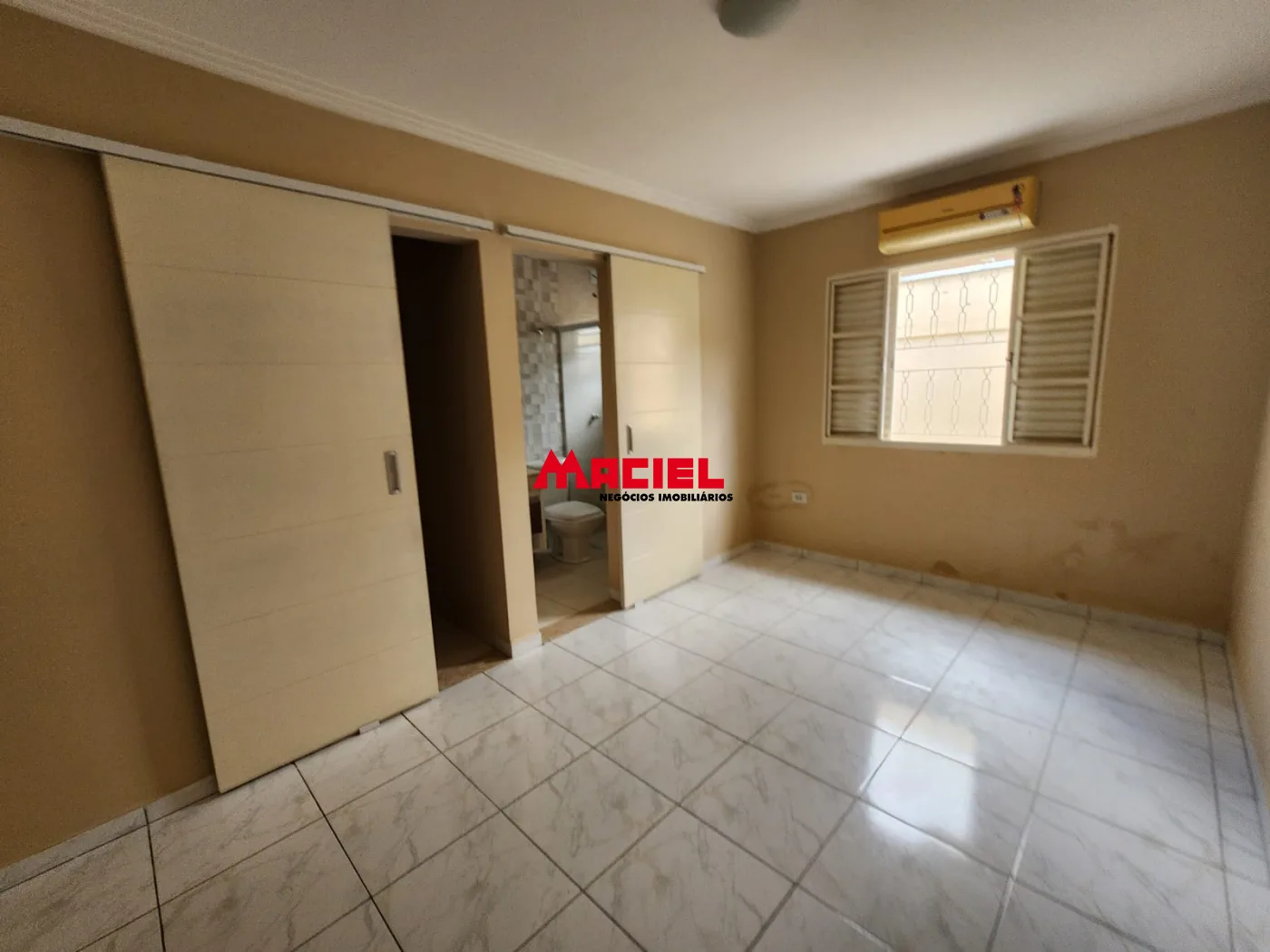 Comprar Casa / Padr&atilde;o em S&atilde;o Jos&eacute; dos Campos R$ 450.000,00 - Foto 9