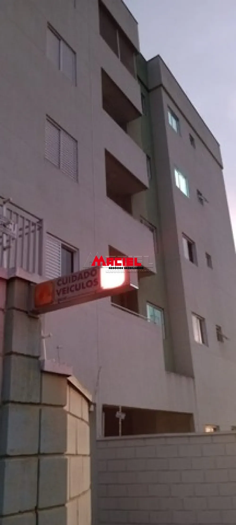 Comprar Apartamento / Padr&atilde;o em S&atilde;o Jos&eacute; dos Campos R$ 215.000,00 - Foto 3