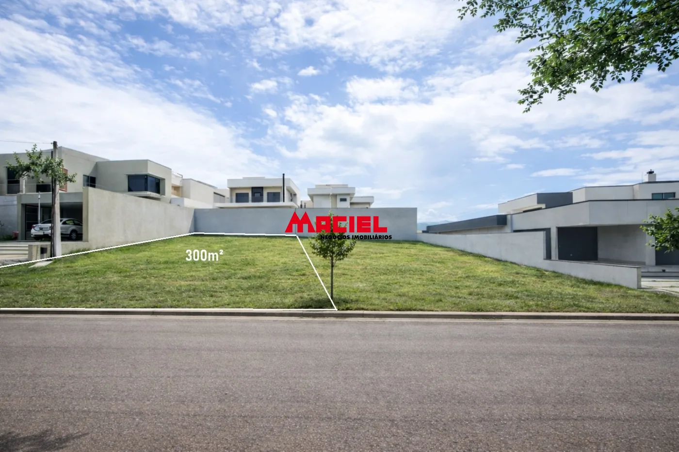 Comprar Terreno / Condom&iacute;nio em Ca&ccedil;apava R$ 300.000,00 - Foto 2