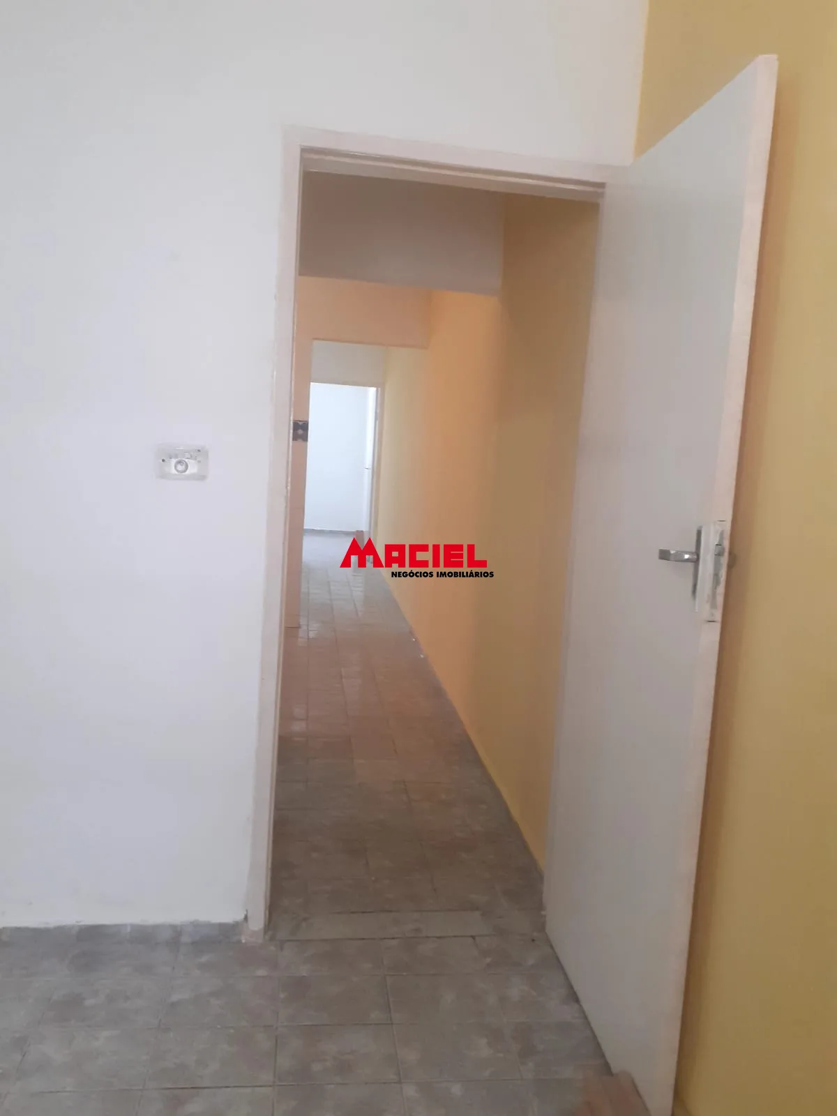 Comprar Casa / Padr&atilde;o em S&atilde;o Jos&eacute; dos Campos R$ 315.000,00 - Foto 3