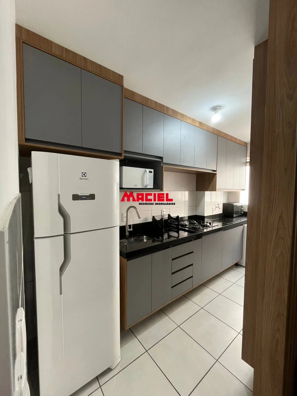 Comprar Apartamento / Padr&atilde;o em S&atilde;o Jos&eacute; dos Campos R$ 385.000,00 - Foto 4