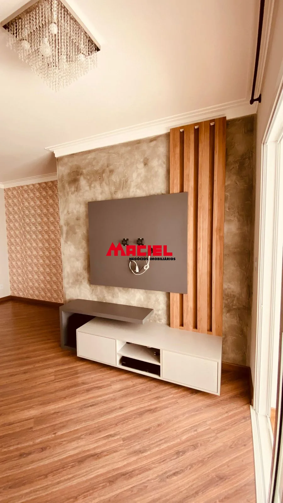 Alugar Apartamento / Padr&atilde;o em S&atilde;o Jos&eacute; dos Campos R$ 3.200,00 - Foto 3