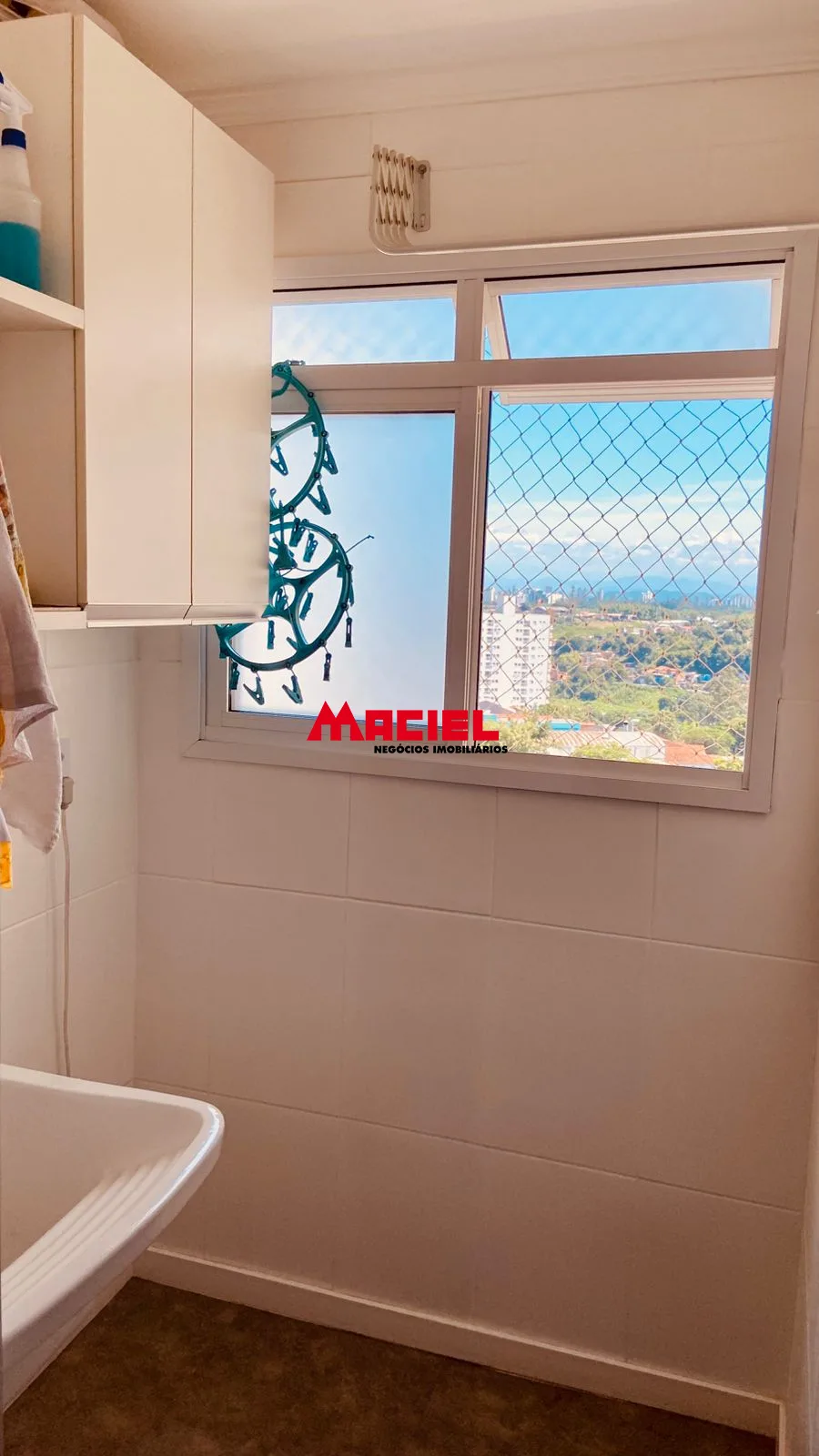 Alugar Apartamento / Padr&atilde;o em S&atilde;o Jos&eacute; dos Campos R$ 3.200,00 - Foto 8