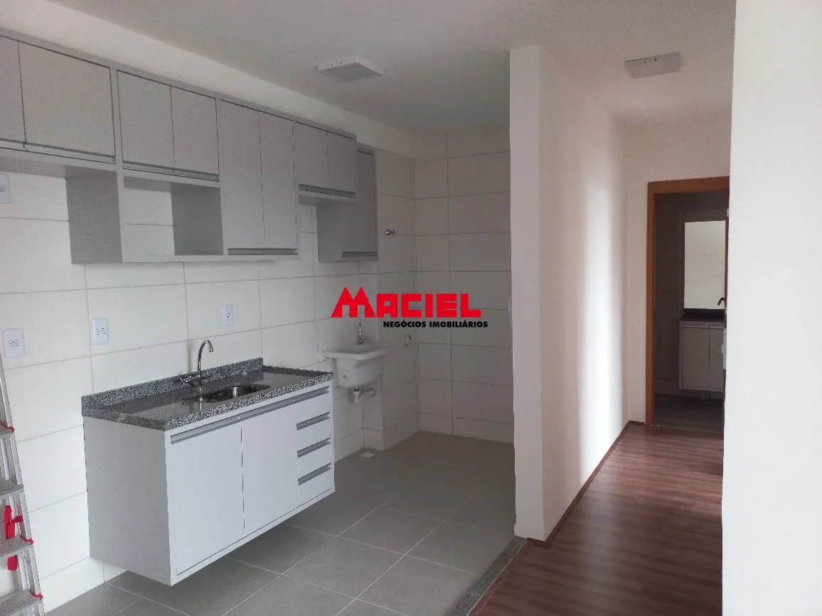 Alugar Apartamento / Padr&atilde;o em S&atilde;o Jos&eacute; dos Campos R$ 2.300,00 - Foto 4