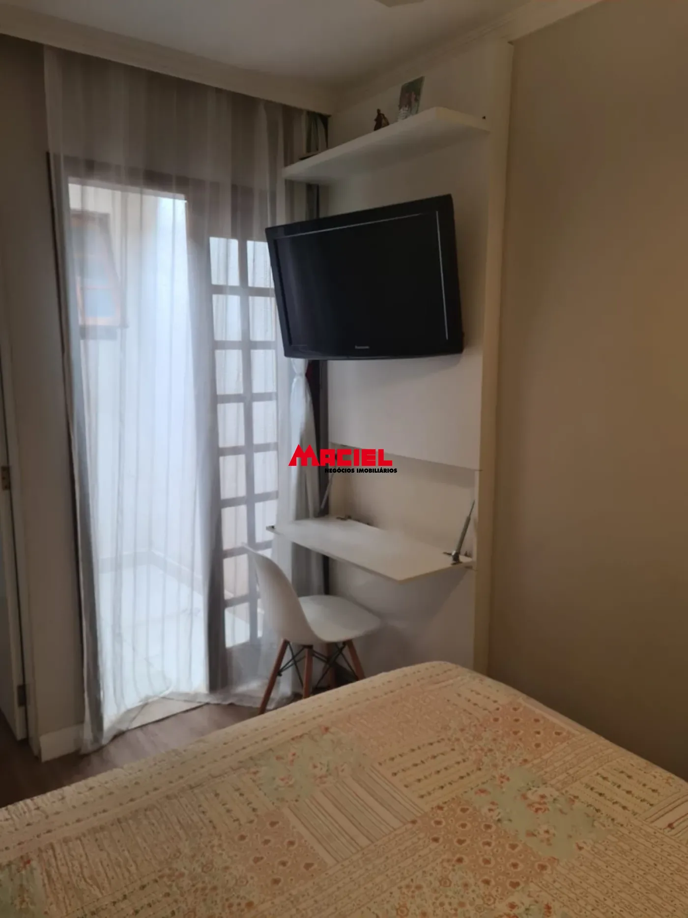 Alugar Casa / Padr&atilde;o em S&atilde;o Jos&eacute; dos Campos R$ 3.300,00 - Foto 17