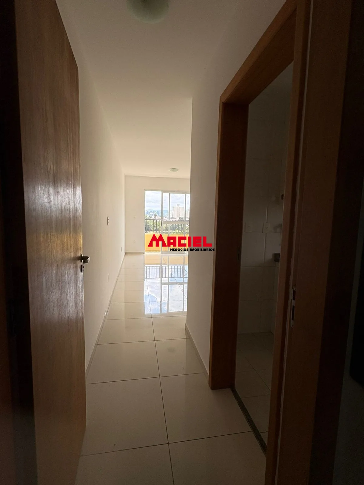 Alugar Apartamento / Padr&atilde;o em S&atilde;o Jos&eacute; dos Campos R$ 2.400,00 - Foto 1