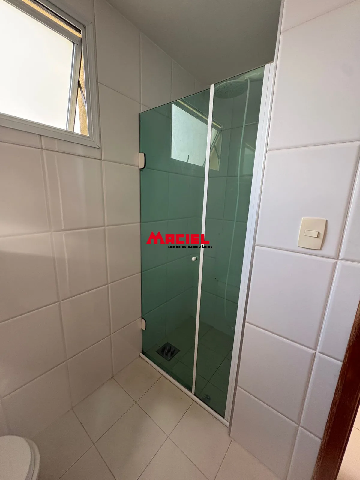 Alugar Apartamento / Padr&atilde;o em S&atilde;o Jos&eacute; dos Campos R$ 2.400,00 - Foto 13