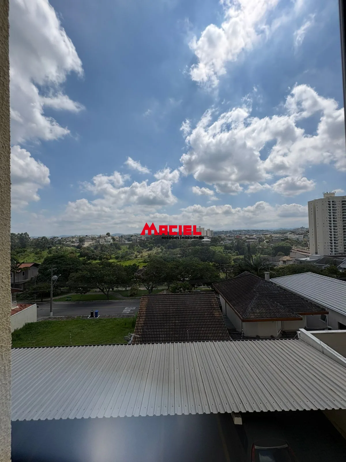Alugar Apartamento / Padr&atilde;o em S&atilde;o Jos&eacute; dos Campos R$ 2.400,00 - Foto 8