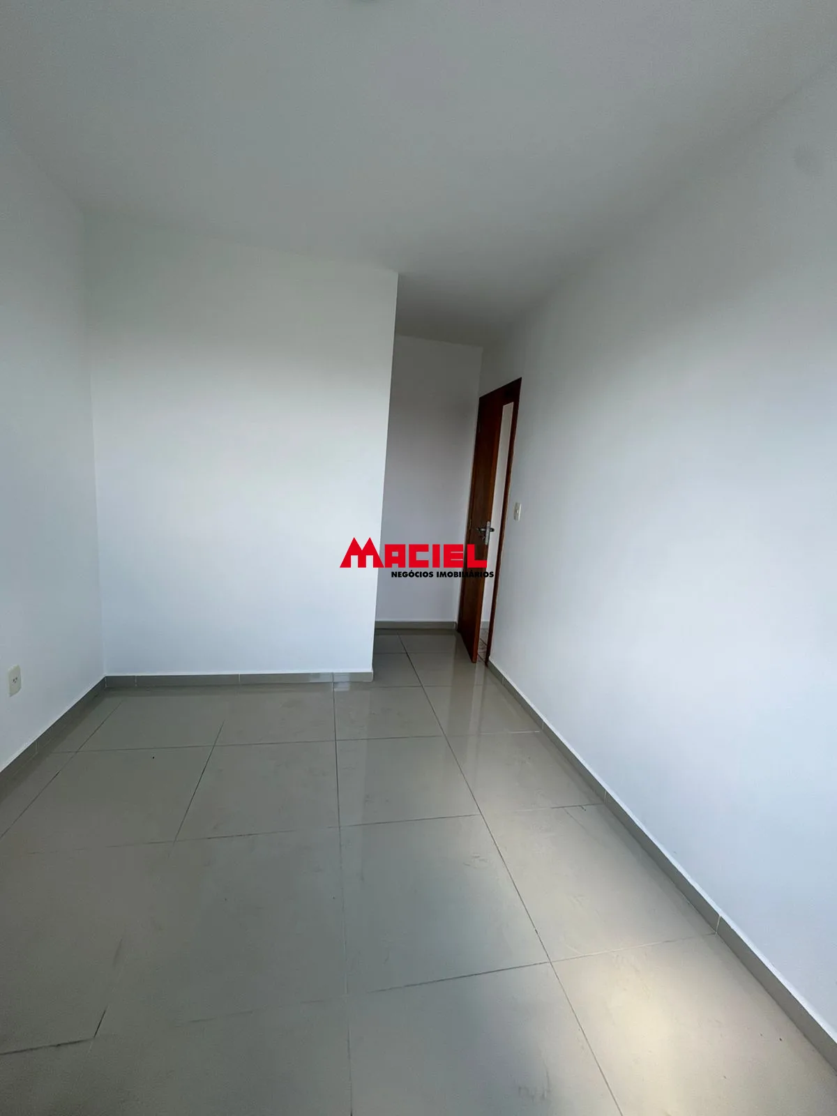 Alugar Apartamento / Padr&atilde;o em S&atilde;o Jos&eacute; dos Campos R$ 2.400,00 - Foto 10