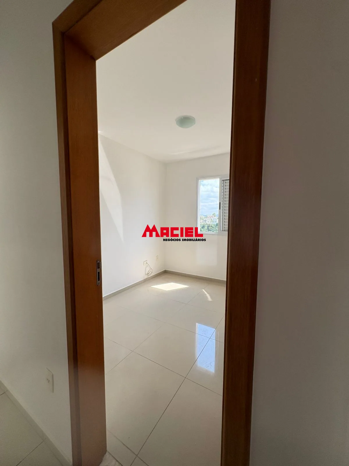 Alugar Apartamento / Padr&atilde;o em S&atilde;o Jos&eacute; dos Campos R$ 2.400,00 - Foto 17