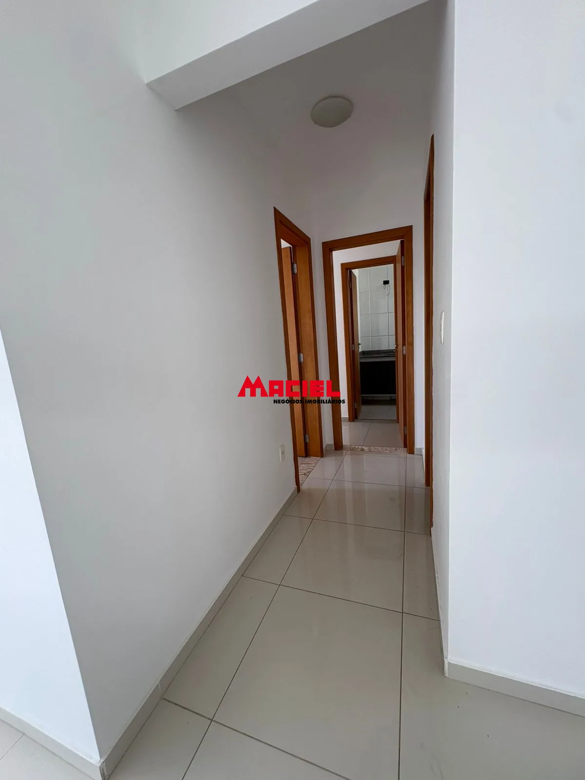 Alugar Apartamento / Padr&atilde;o em S&atilde;o Jos&eacute; dos Campos R$ 2.400,00 - Foto 18