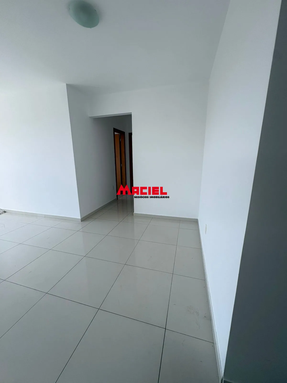 Alugar Apartamento / Padr&atilde;o em S&atilde;o Jos&eacute; dos Campos R$ 2.400,00 - Foto 19