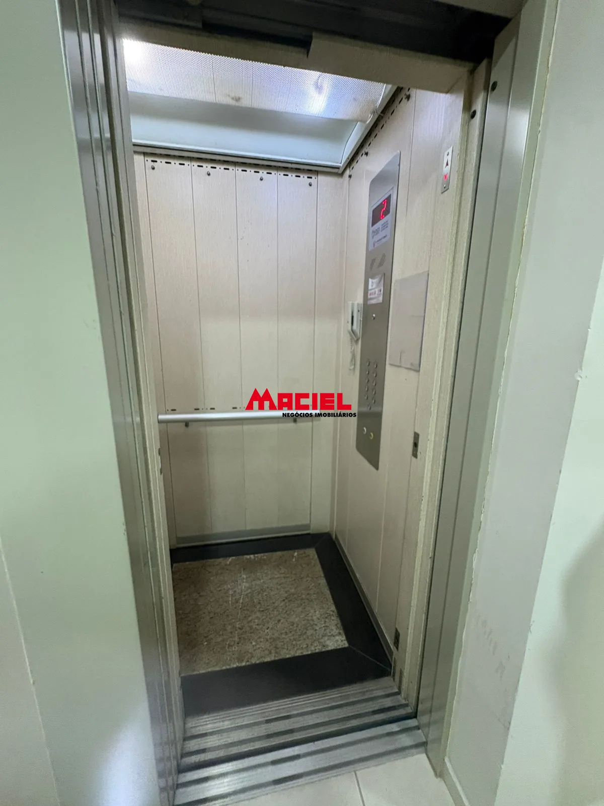 Alugar Apartamento / Padr&atilde;o em S&atilde;o Jos&eacute; dos Campos R$ 2.400,00 - Foto 24