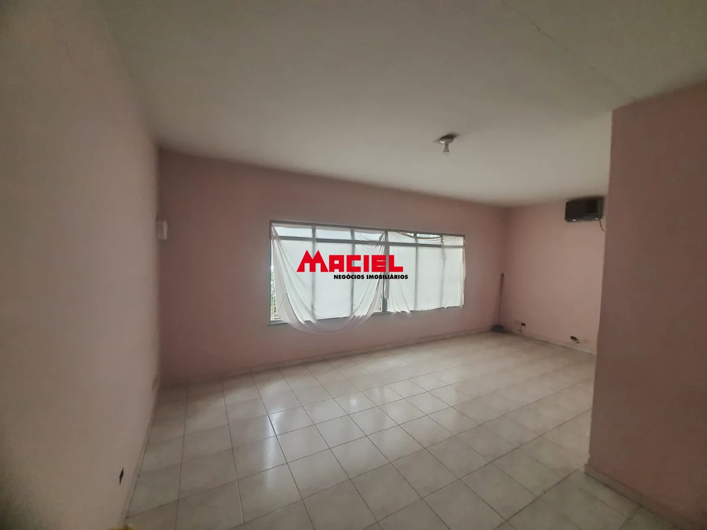 Comprar Casa / Padr&atilde;o em S&atilde;o Jos&eacute; dos Campos R$ 795.000,00 - Foto 3