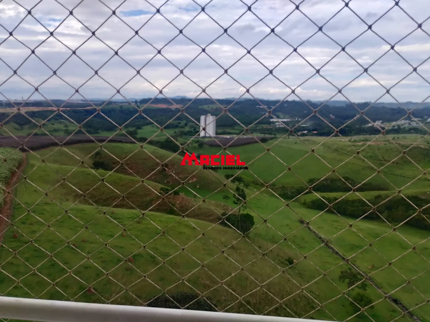 Comprar Apartamento / Padr&atilde;o em S&atilde;o Jos&eacute; dos Campos R$ 850.000,00 - Foto 2