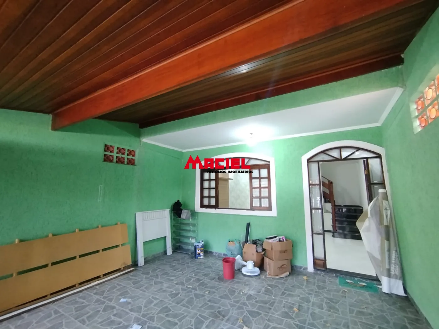Alugar Casa / Sobrado em S&atilde;o Jos&eacute; dos Campos R$ 3.300,00 - Foto 2