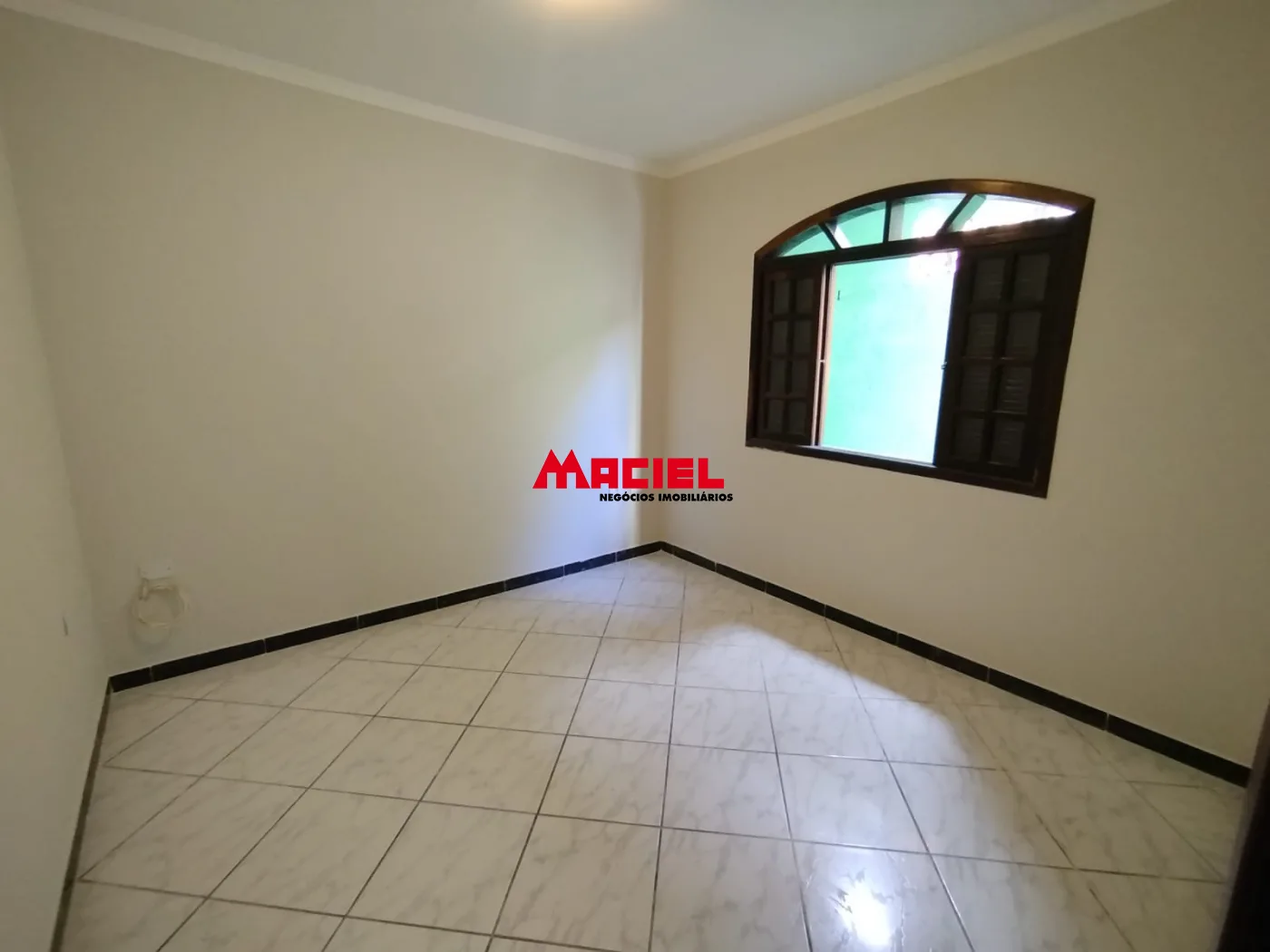 Alugar Casa / Sobrado em S&atilde;o Jos&eacute; dos Campos R$ 3.300,00 - Foto 11