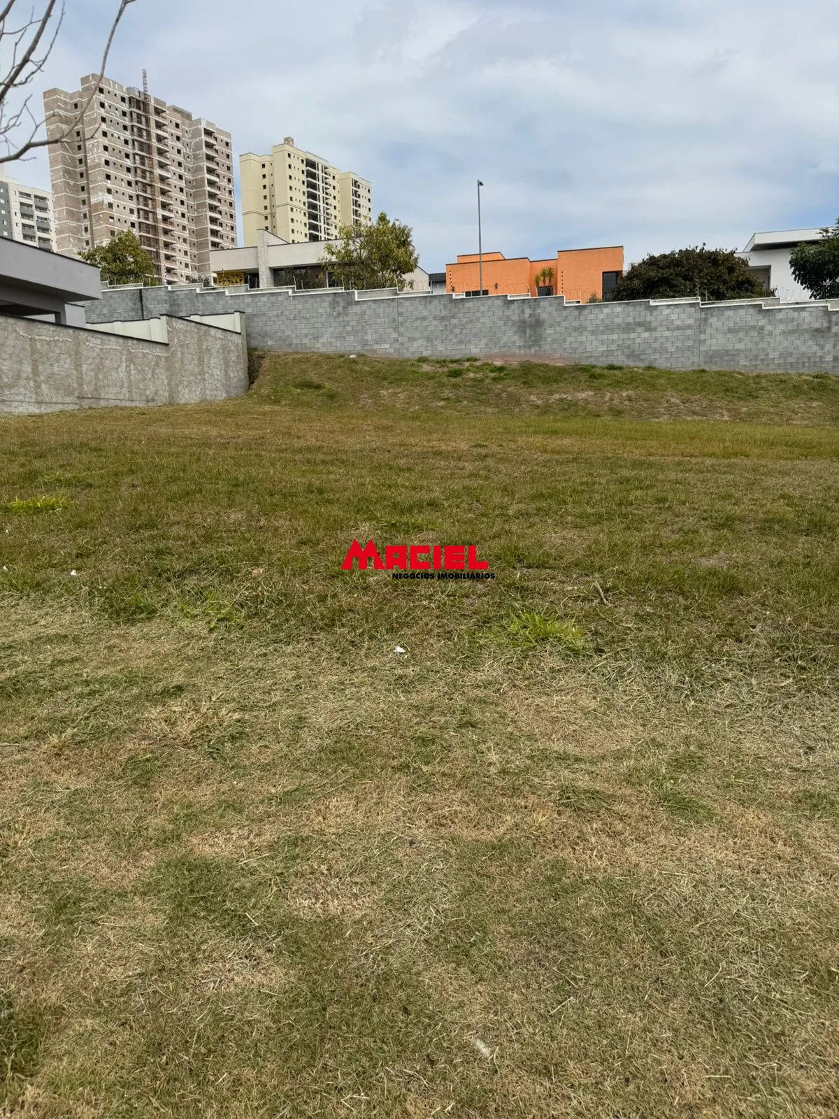 Comprar Terreno / Condom&iacute;nio em S&atilde;o Jos&eacute; dos Campos R$ 850.000,00 - Foto 4