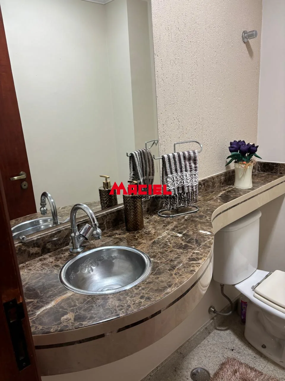 Comprar Apartamento / Padr&atilde;o em S&atilde;o Jos&eacute; dos Campos R$ 1.350.000,00 - Foto 19