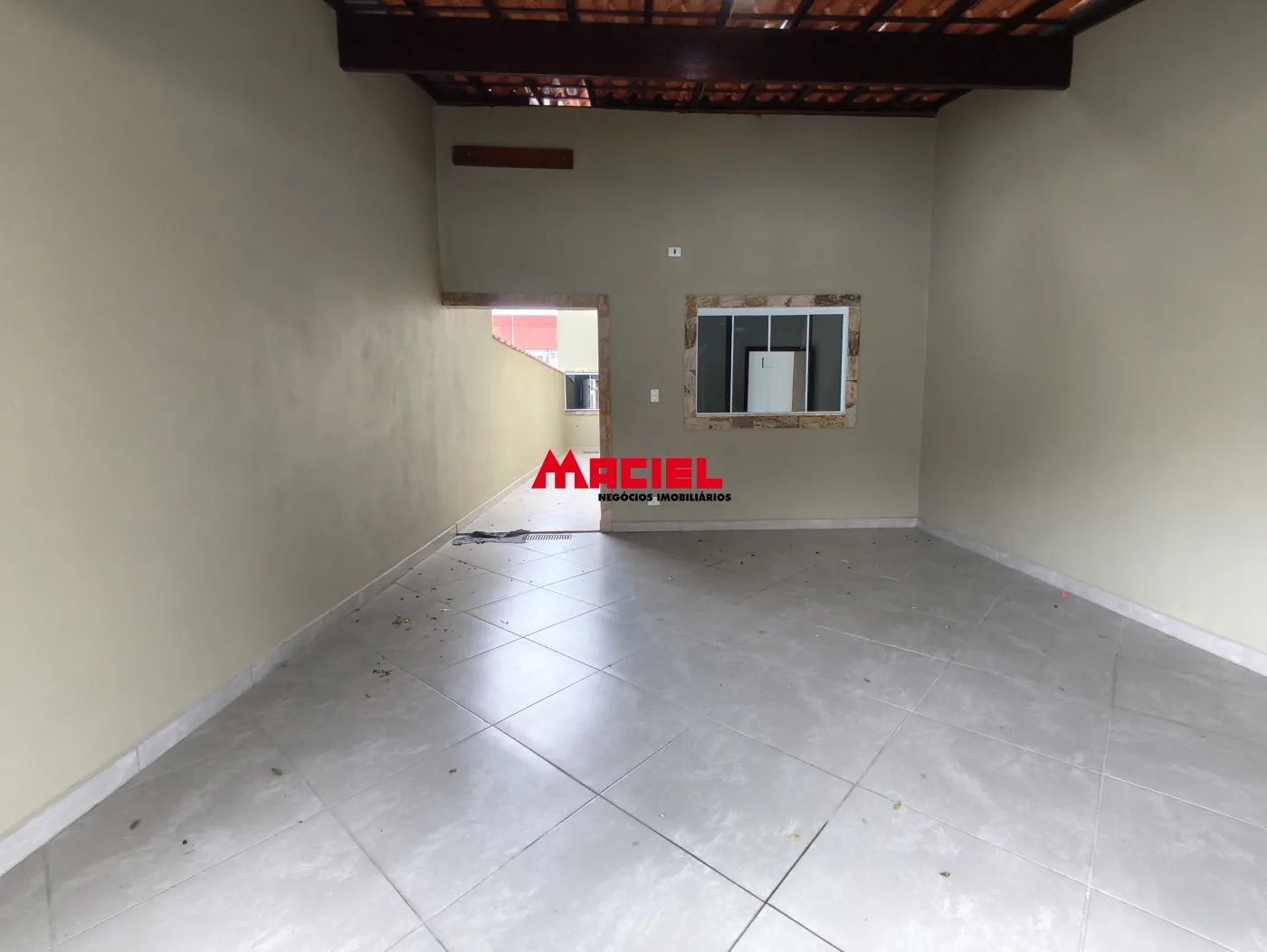 Alugar Casa / Padr&atilde;o em S&atilde;o Jos&eacute; dos Campos R$ 1.750,00 - Foto 4