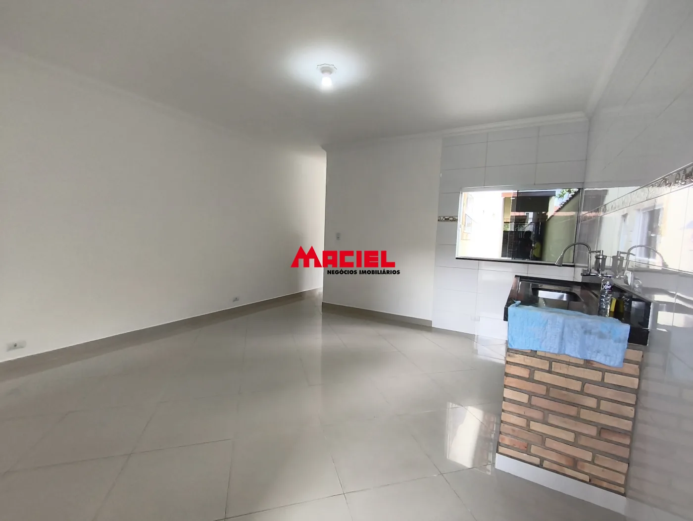 Alugar Casa / Padr&atilde;o em S&atilde;o Jos&eacute; dos Campos R$ 1.750,00 - Foto 5