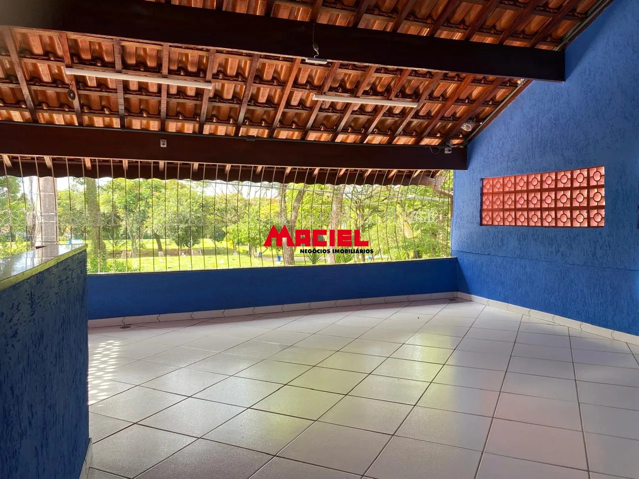 Comprar Casa / Sobrado em S&atilde;o Jos&eacute; dos Campos R$ 450.000,00 - Foto 1