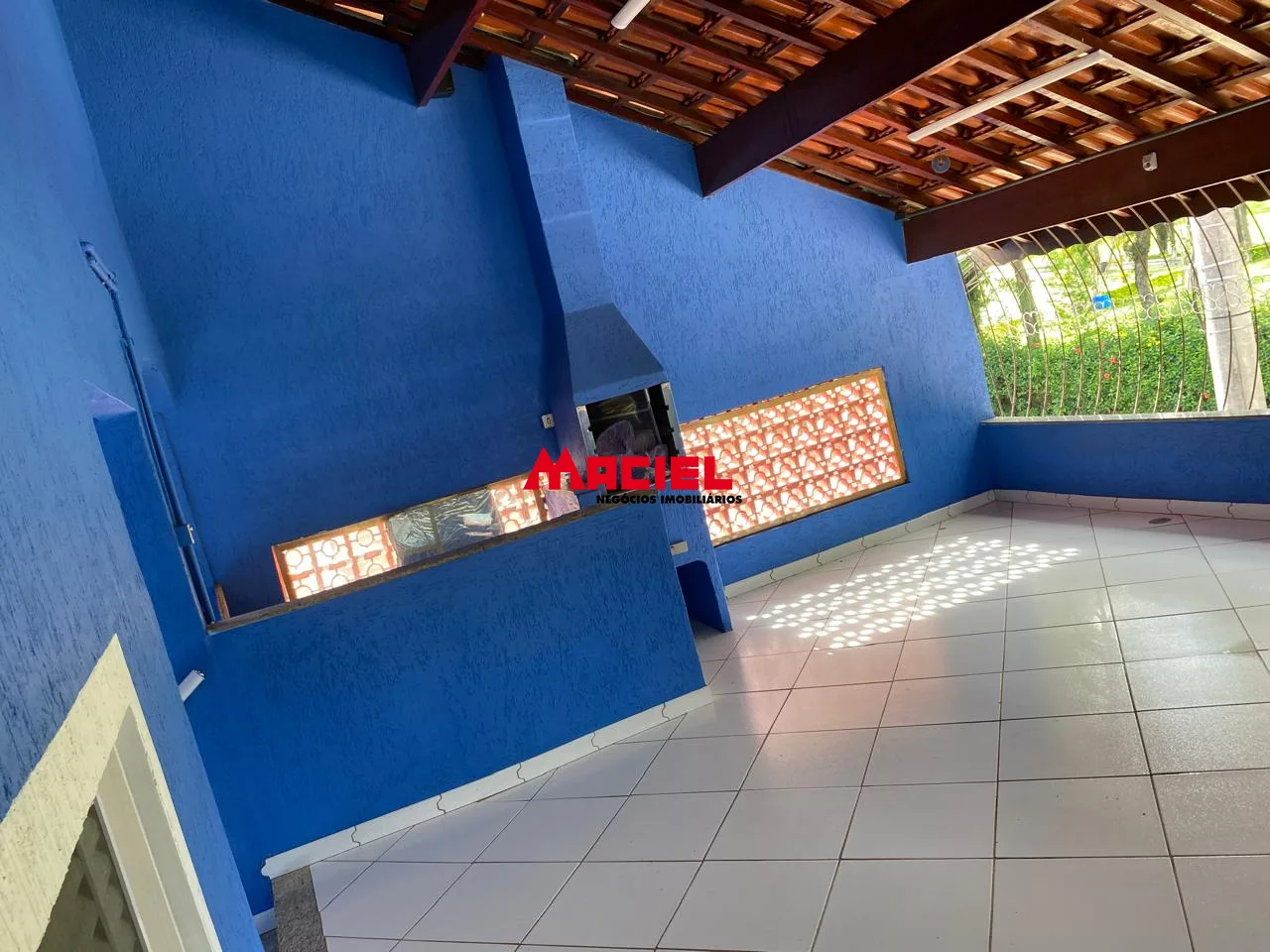 Comprar Casa / Sobrado em S&atilde;o Jos&eacute; dos Campos R$ 450.000,00 - Foto 3