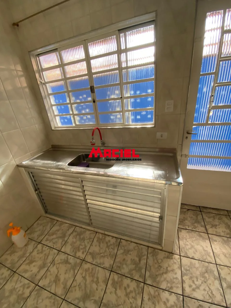 Comprar Casa / Sobrado em S&atilde;o Jos&eacute; dos Campos R$ 450.000,00 - Foto 16