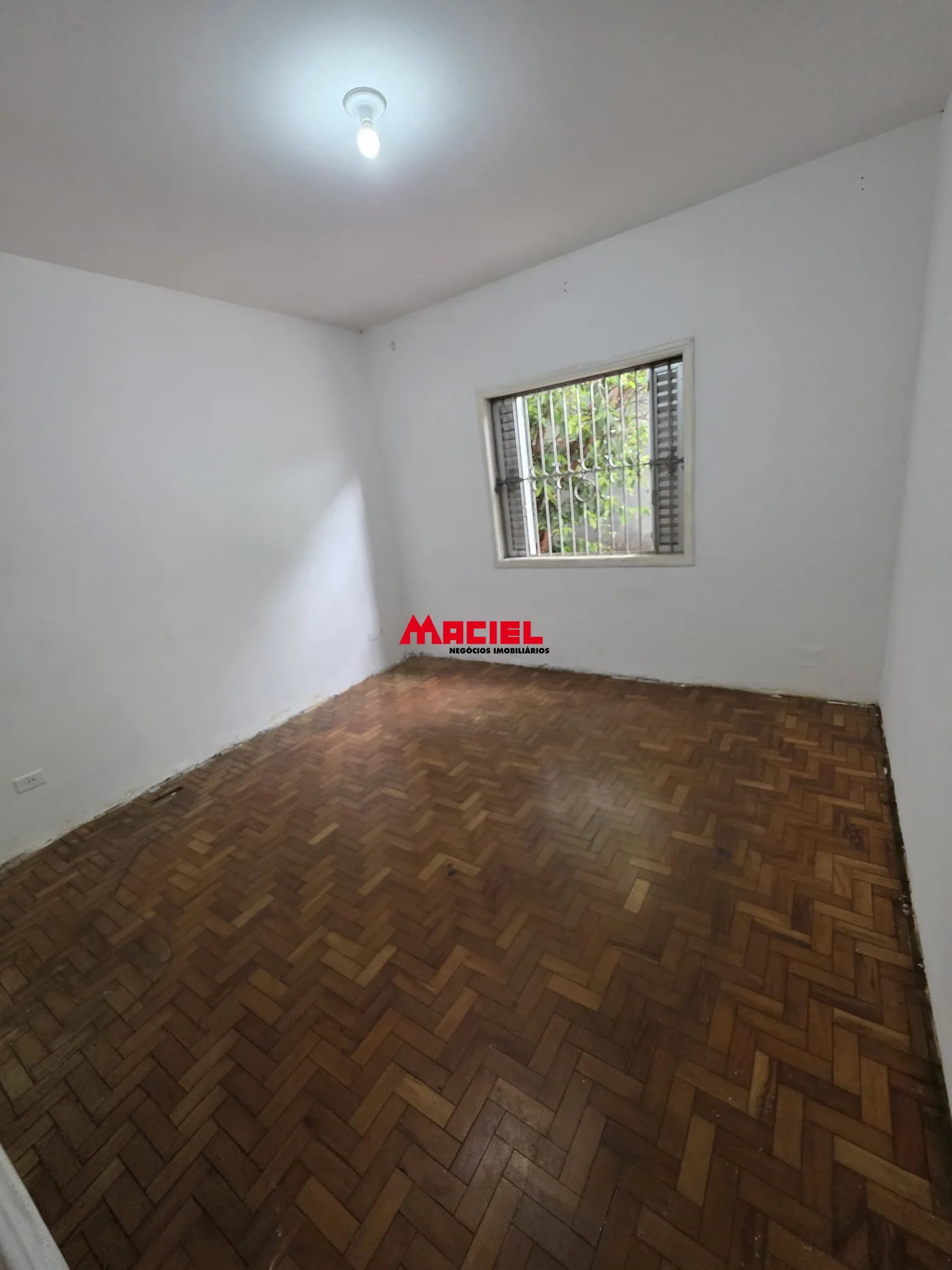 Comprar Casa / Padr&atilde;o em S&atilde;o Jos&eacute; dos Campos R$ 800.000,00 - Foto 3