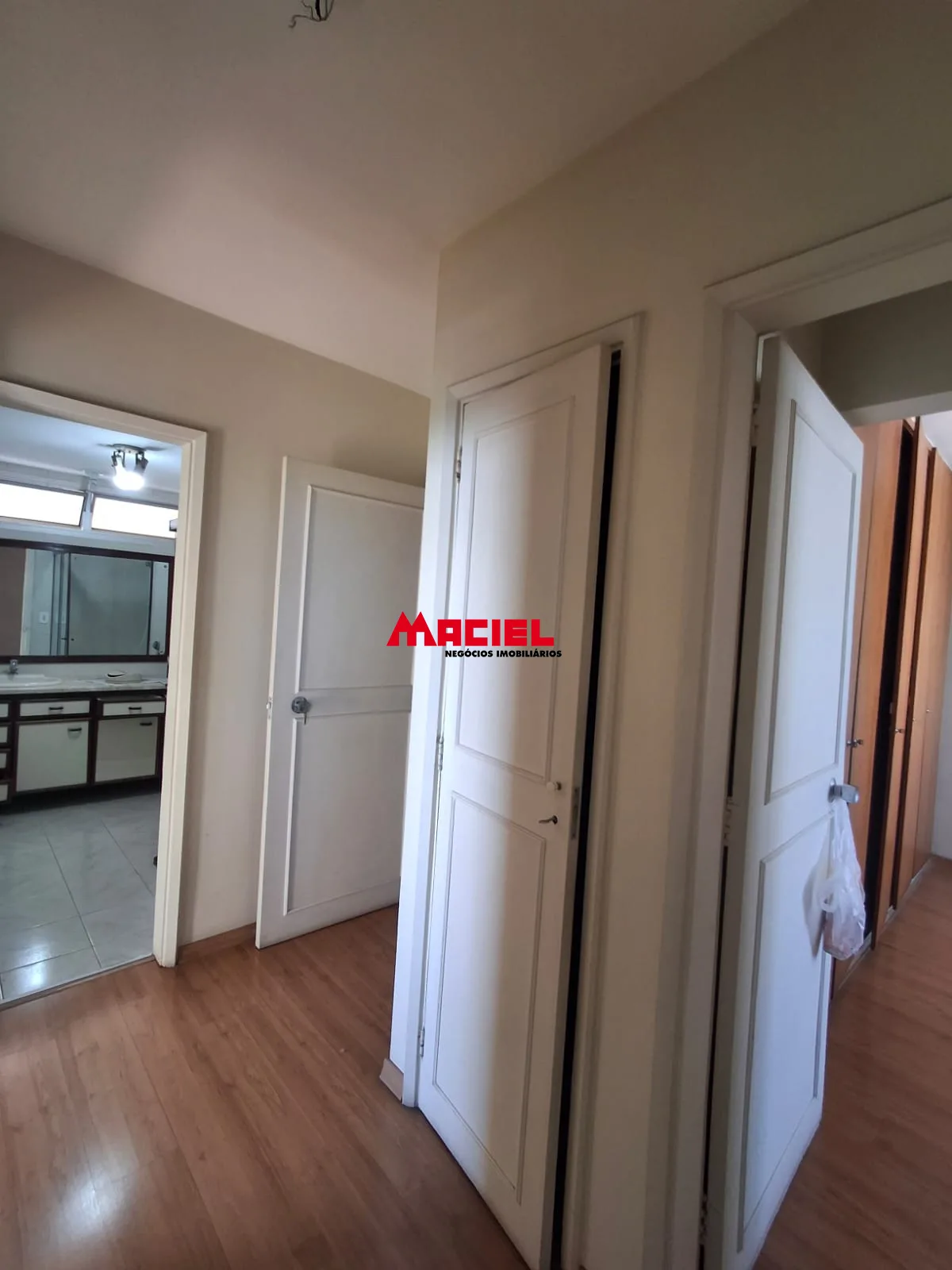 Comprar Apartamento / Padr&atilde;o em S&atilde;o Jos&eacute; dos Campos R$ 900.000,00 - Foto 9