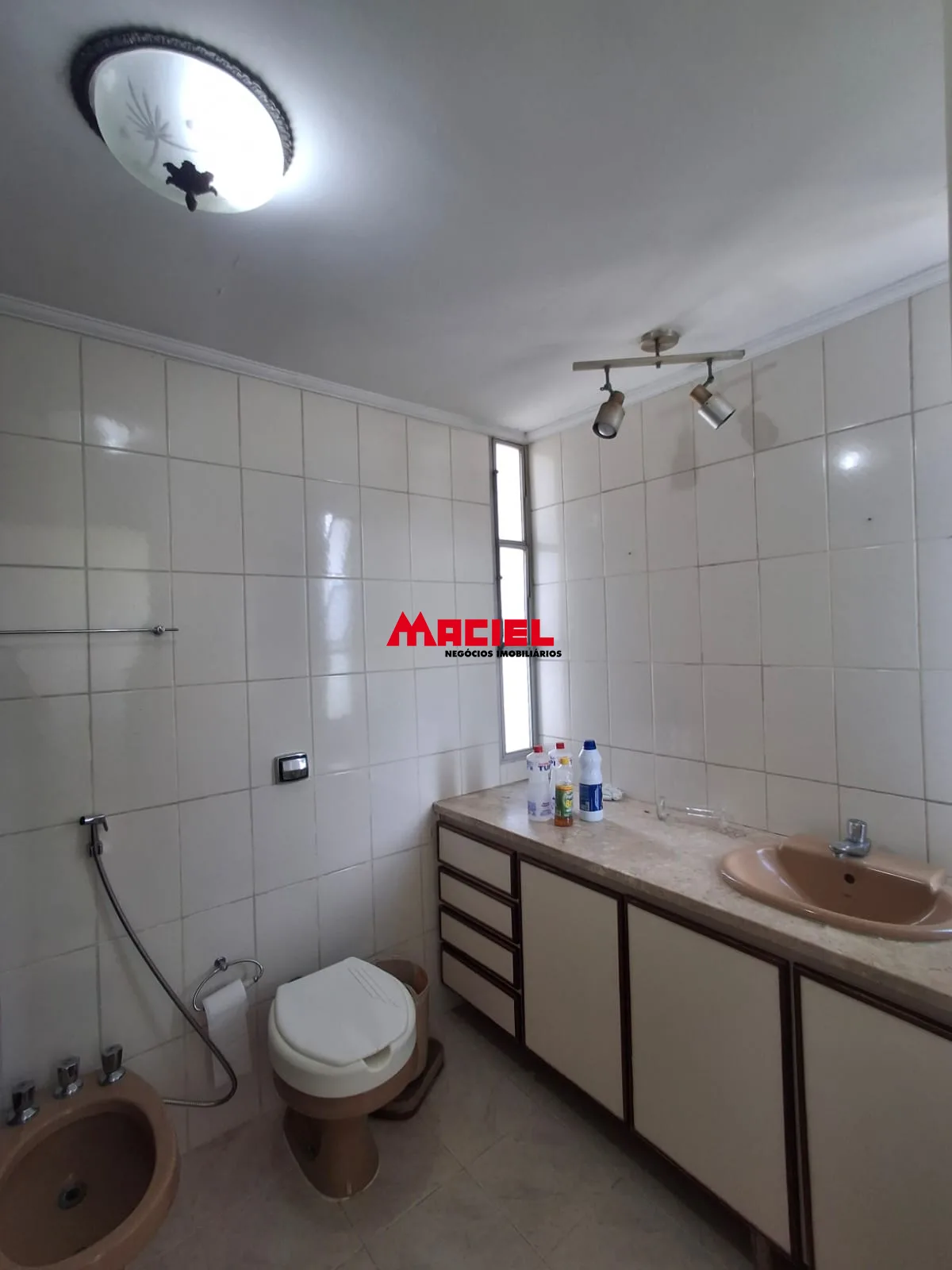 Comprar Apartamento / Padr&atilde;o em S&atilde;o Jos&eacute; dos Campos R$ 900.000,00 - Foto 11