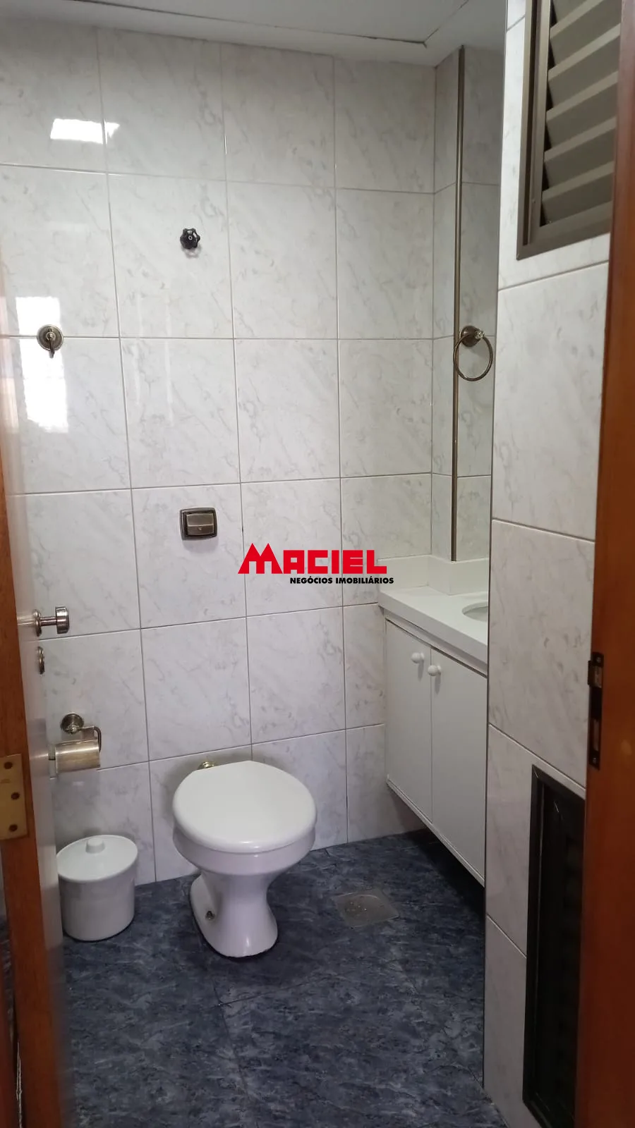 Comprar Apartamento / Padr&atilde;o em S&atilde;o Jos&eacute; dos Campos R$ 595.000,00 - Foto 11