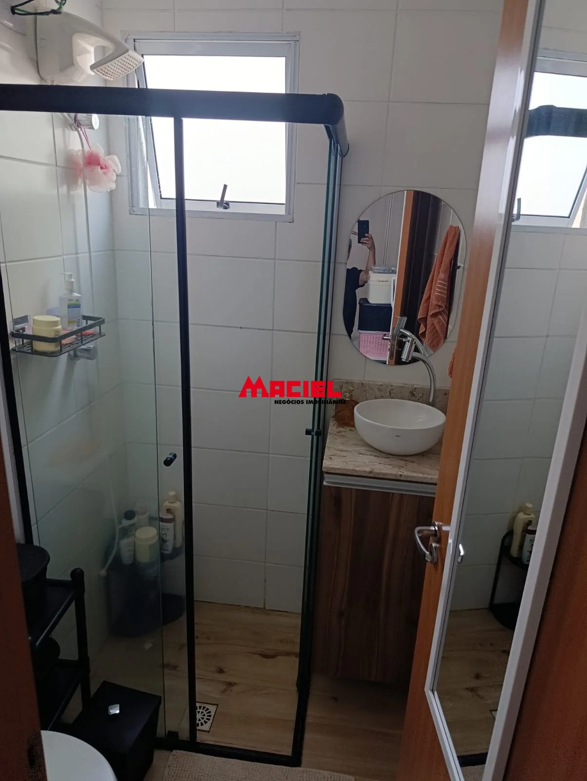 Comprar Apartamento / Padr&atilde;o em S&atilde;o Jos&eacute; dos Campos R$ 390.000,00 - Foto 2