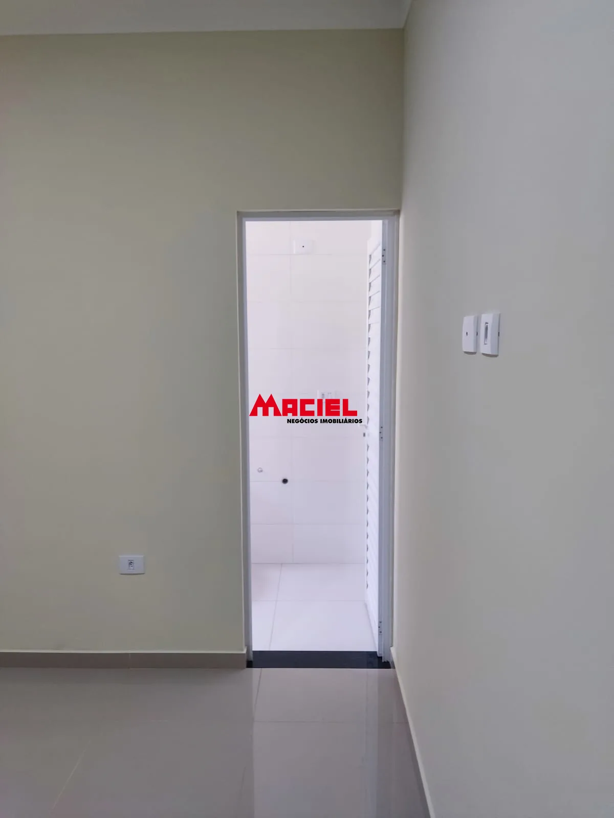 Comprar Casa / Padr&atilde;o em S&atilde;o Jos&eacute; dos Campos R$ 490.000,00 - Foto 3