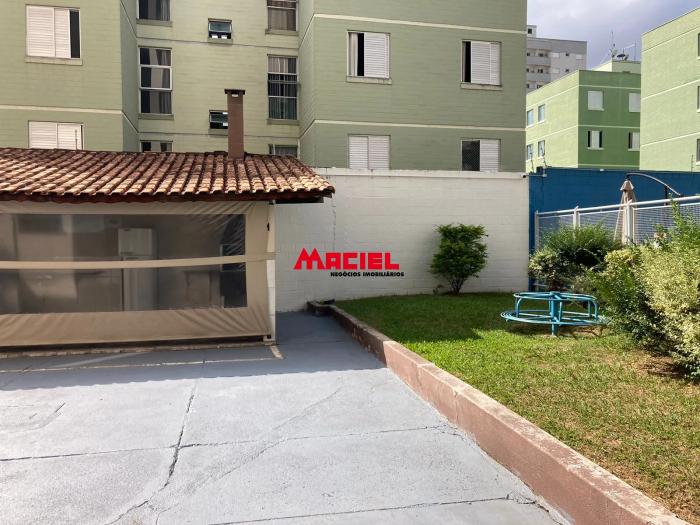 Comprar Apartamento / Padr&atilde;o em S&atilde;o Jos&eacute; dos Campos R$ 375.000,00 - Foto 2