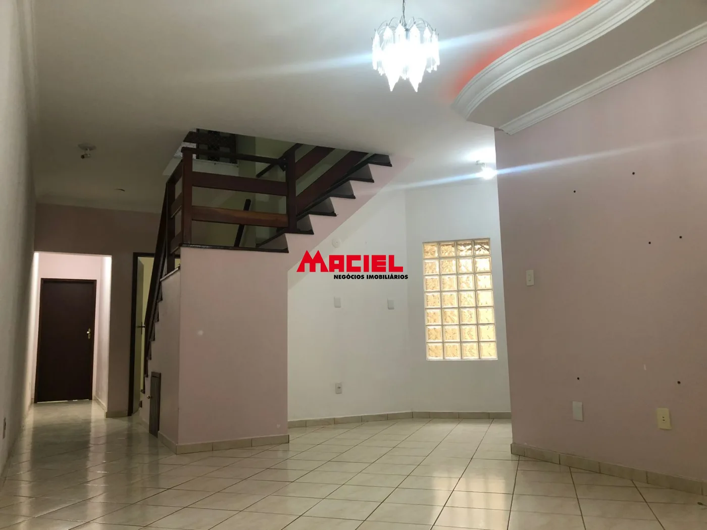 Comprar Casa / Sobrado em Jacare&iacute; R$ 900.000,00 - Foto 3