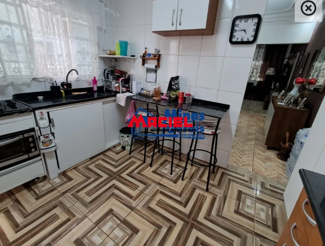Comprar Casa / Padr&atilde;o em S&atilde;o Jos&eacute; dos Campos R$ 390.000,00 - Foto 4