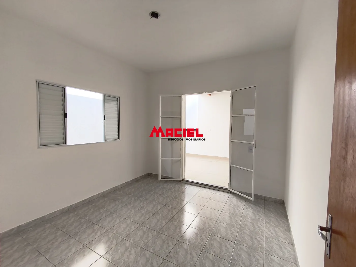 Comprar Casa / Padr&atilde;o em S&atilde;o Jos&eacute; dos Campos R$ 365.000,00 - Foto 10