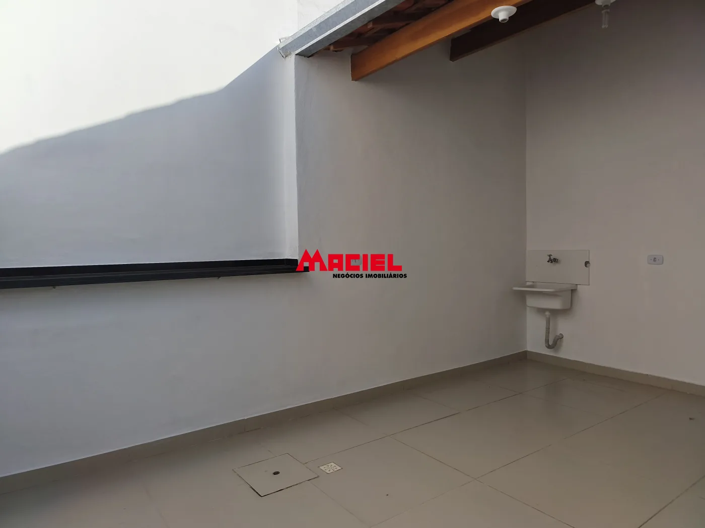 Comprar Casa / Padr&atilde;o em S&atilde;o Jos&eacute; dos Campos R$ 365.000,00 - Foto 13