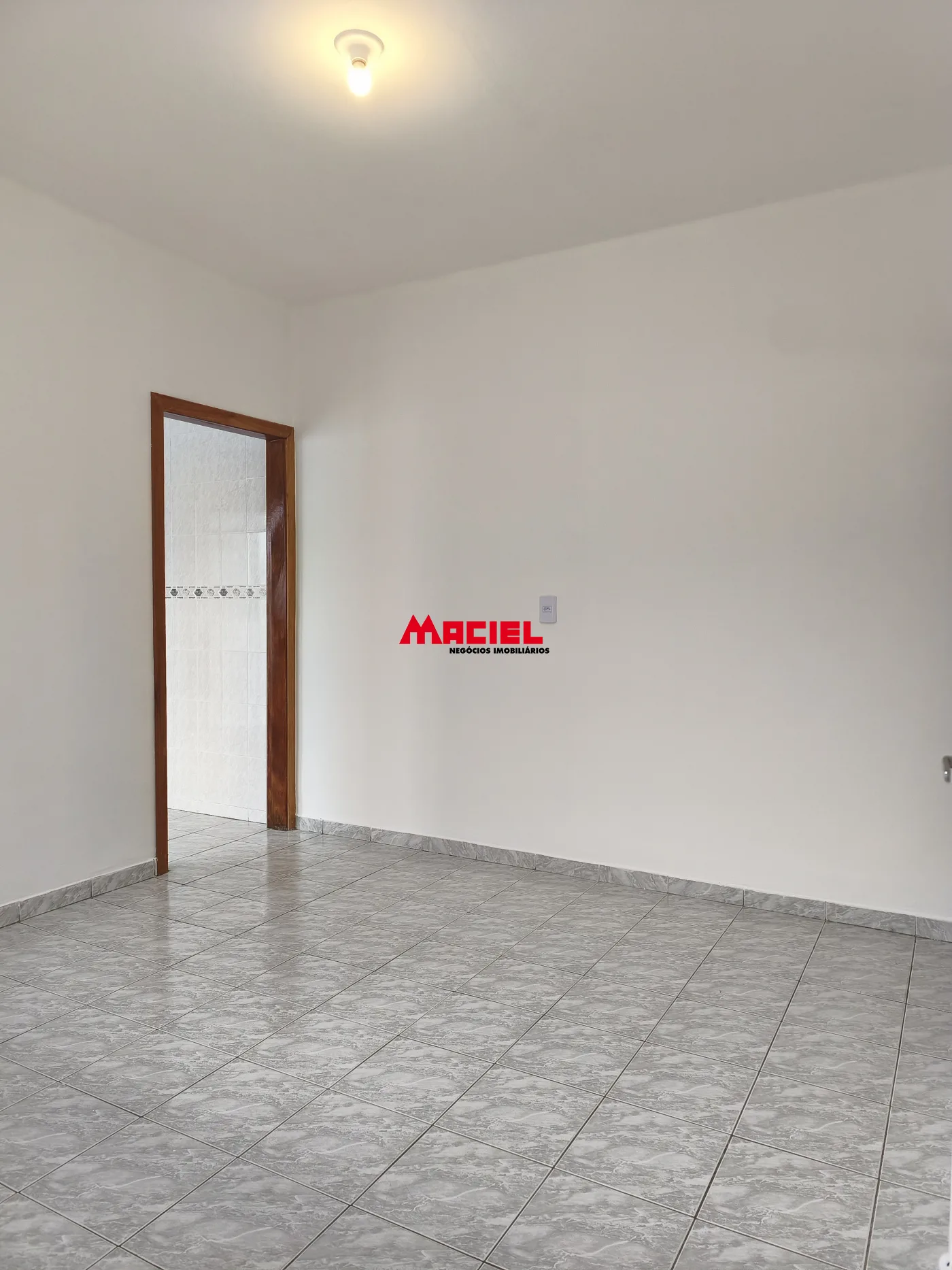 Comprar Casa / Padr&atilde;o em S&atilde;o Jos&eacute; dos Campos R$ 365.000,00 - Foto 3