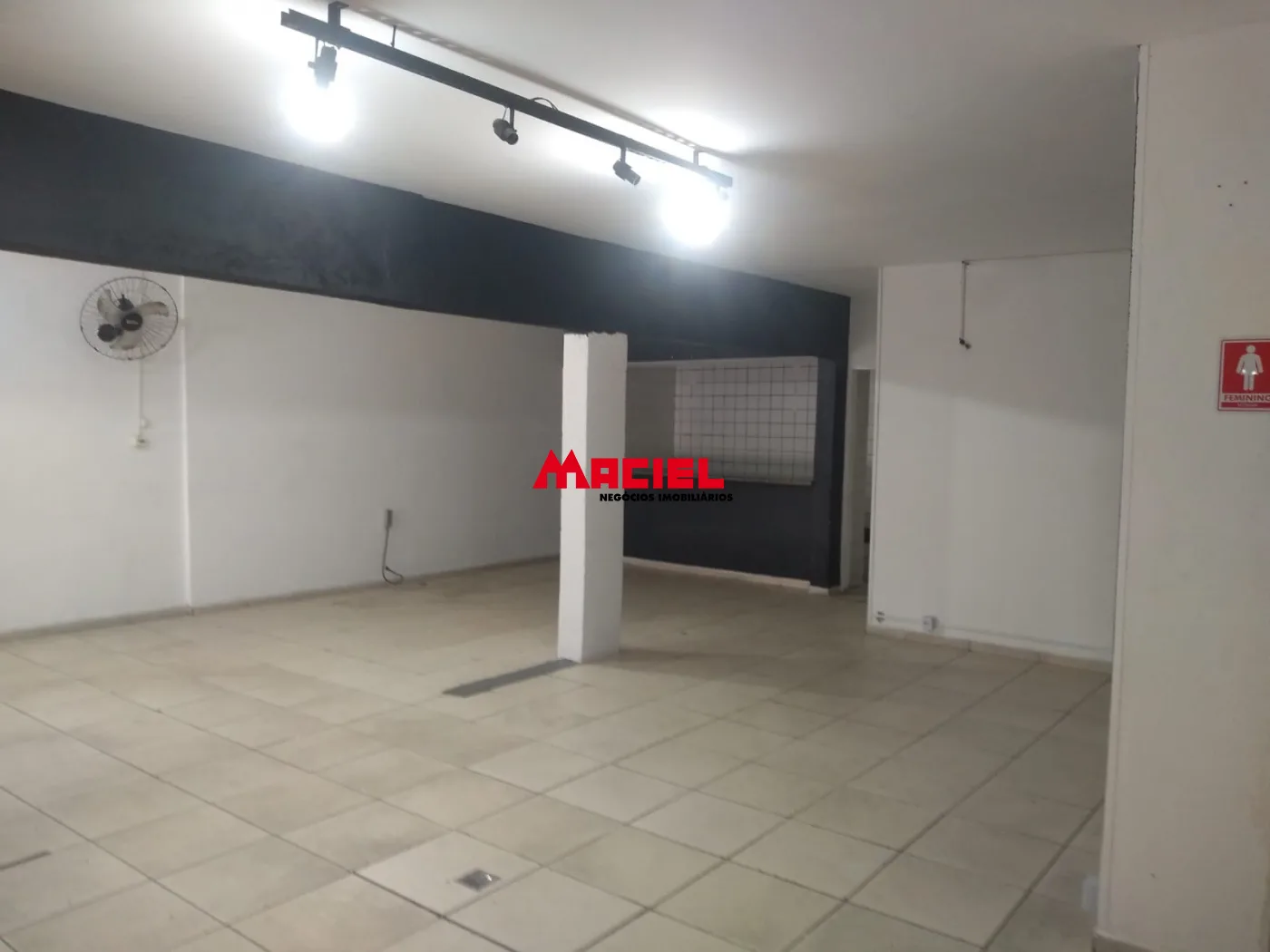 Alugar Comercial / Ponto Comercial em S&atilde;o Jos&eacute; dos Campos R$ 6.500,00 - Foto 6
