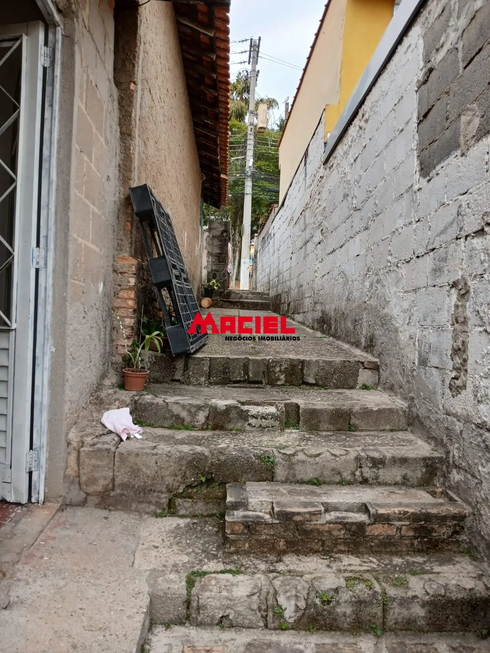 Comprar Casa / Padr&atilde;o em S&atilde;o Jos&eacute; dos Campos R$ 585.000,00 - Foto 2