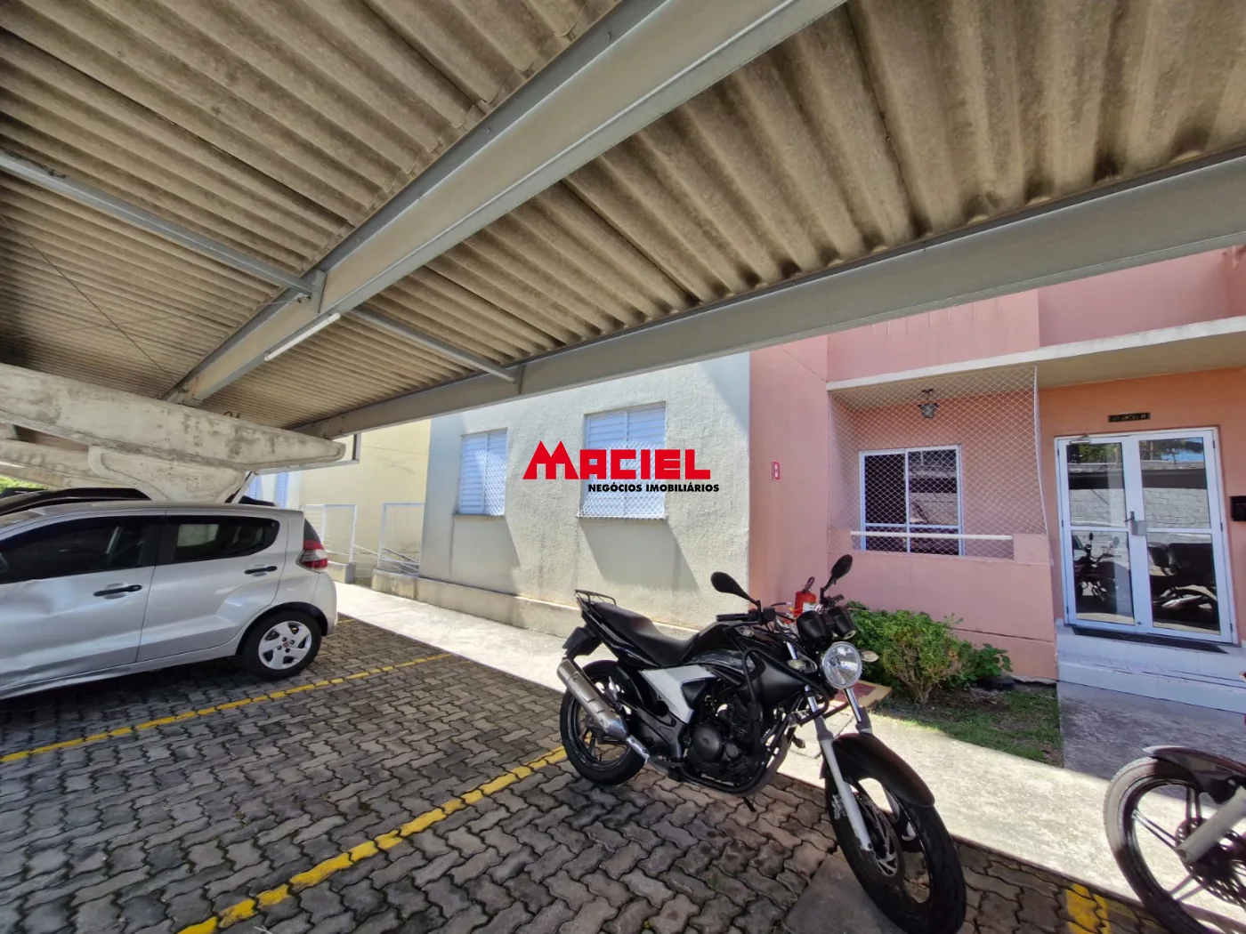 Alugar Apartamento / Padr&atilde;o em S&atilde;o Jos&eacute; dos Campos R$ 1.600,00 - Foto 2