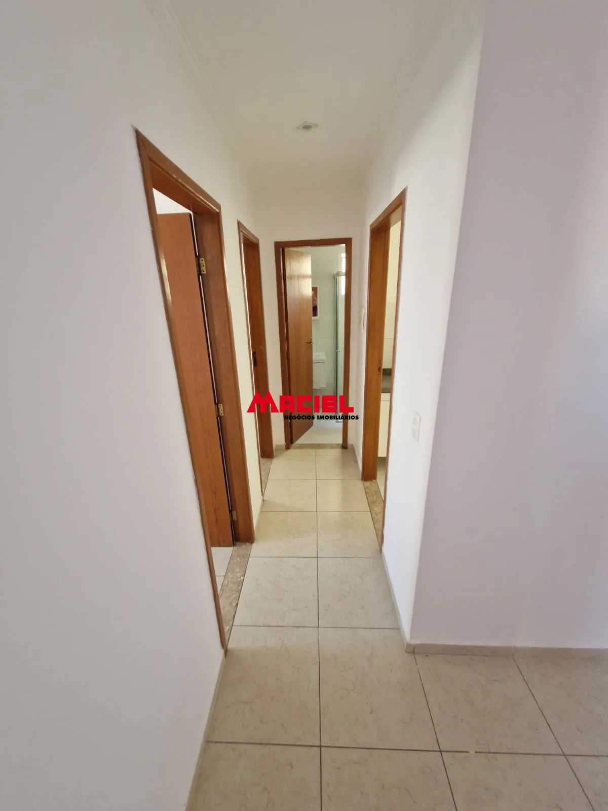 Alugar Apartamento / Padr&atilde;o em S&atilde;o Jos&eacute; dos Campos R$ 1.600,00 - Foto 10