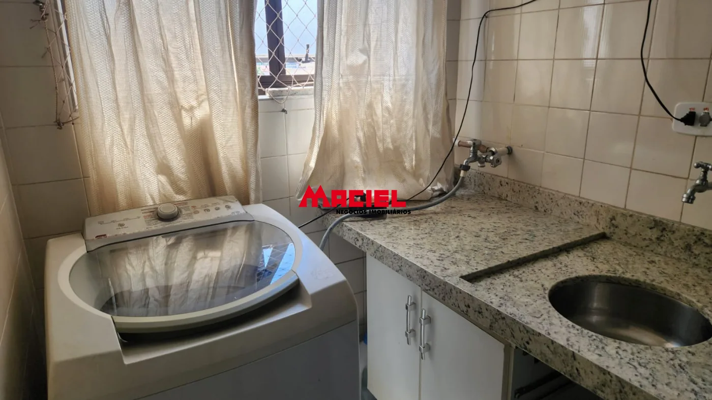 Alugar Apartamento / Mobiliado em S&atilde;o Jos&eacute; dos Campos R$ 2.500,00 - Foto 7