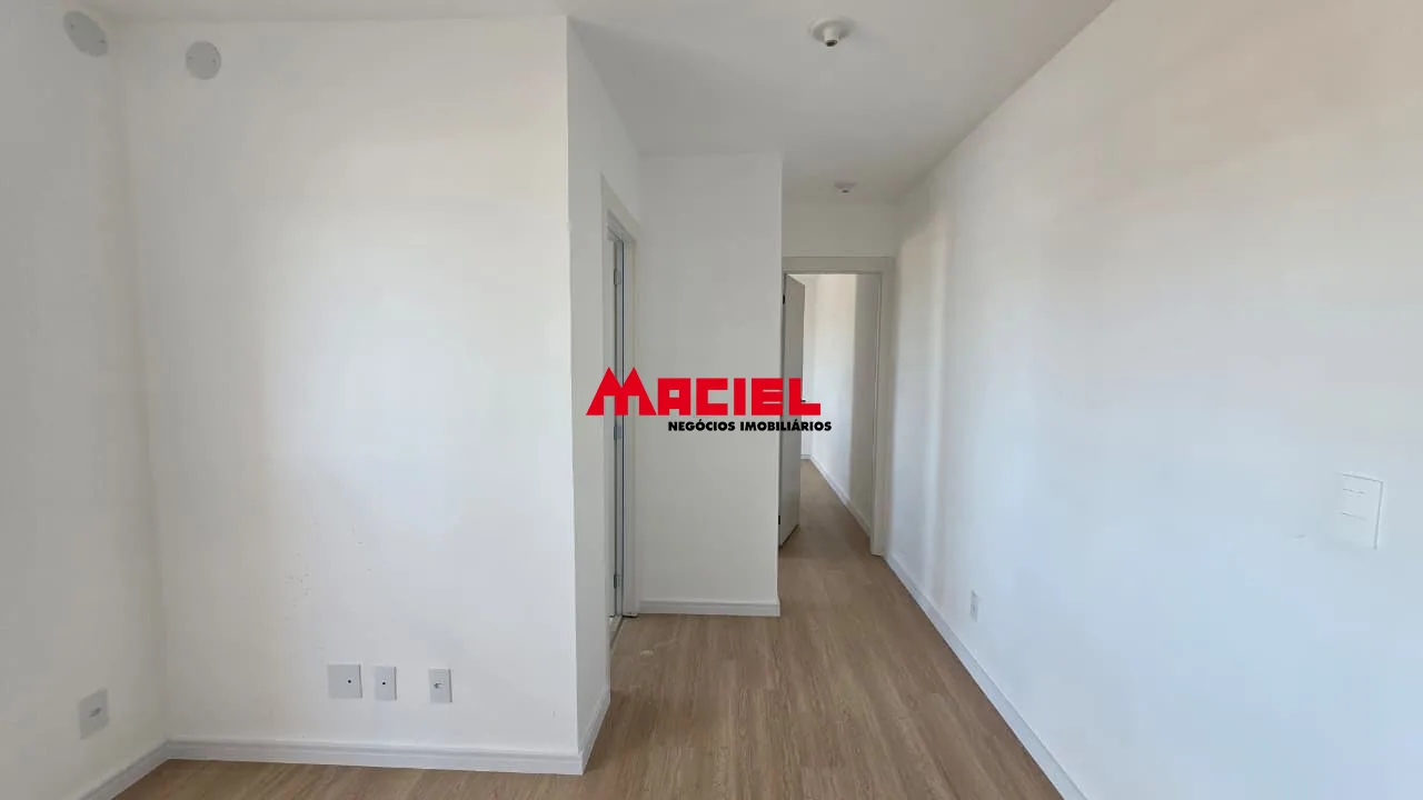 Alugar Apartamento / Padr&atilde;o em S&atilde;o Jos&eacute; dos Campos R$ 2.500,00 - Foto 2