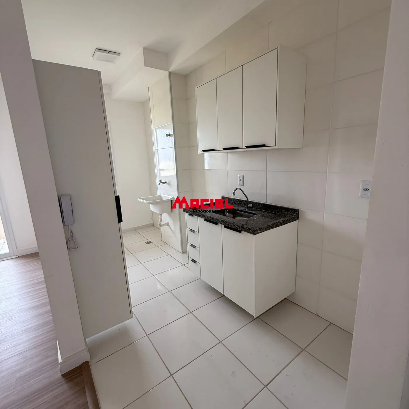 Alugar Apartamento / Padr&atilde;o em S&atilde;o Jos&eacute; dos Campos R$ 3.000,00 - Foto 7