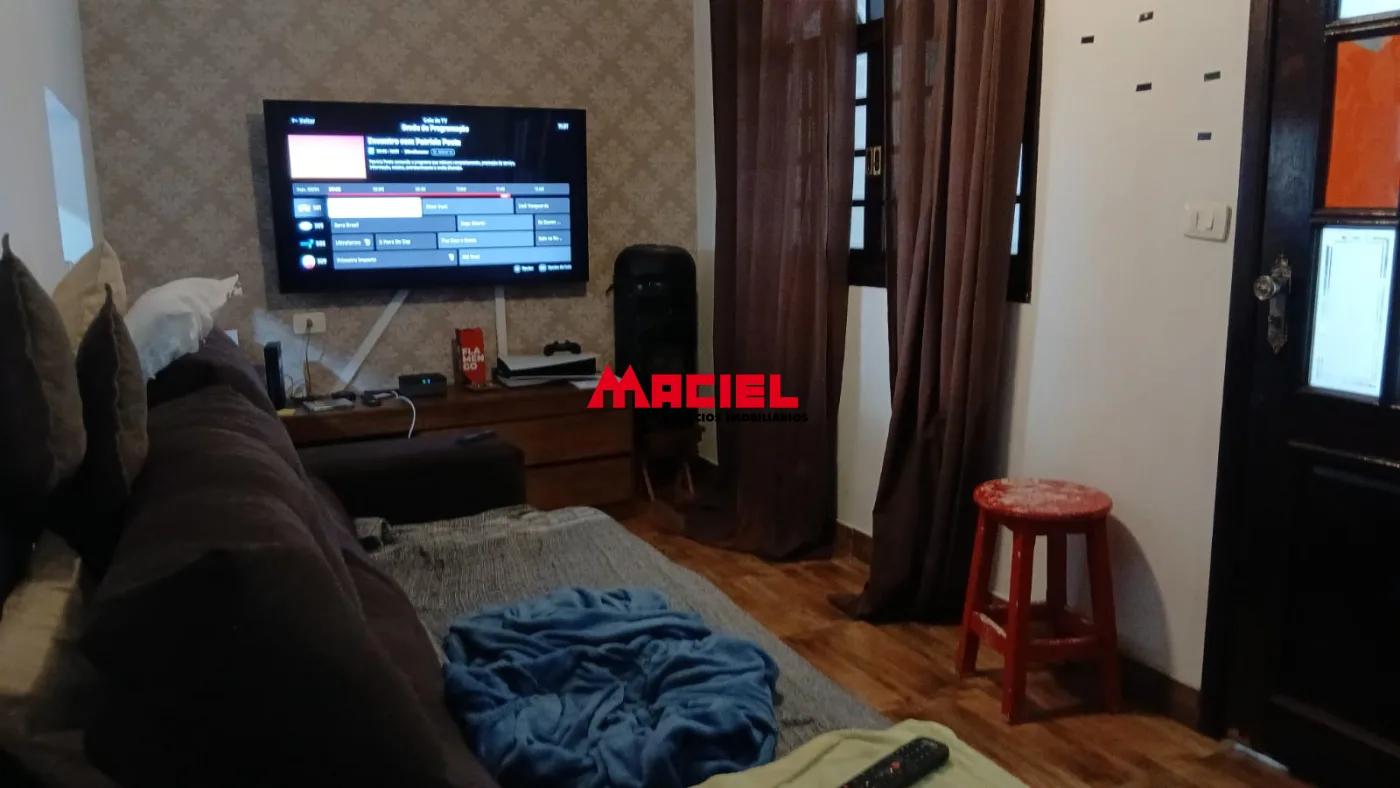 Comprar Casa / Padr&atilde;o em S&atilde;o Jos&eacute; dos Campos R$ 550.000,00 - Foto 1