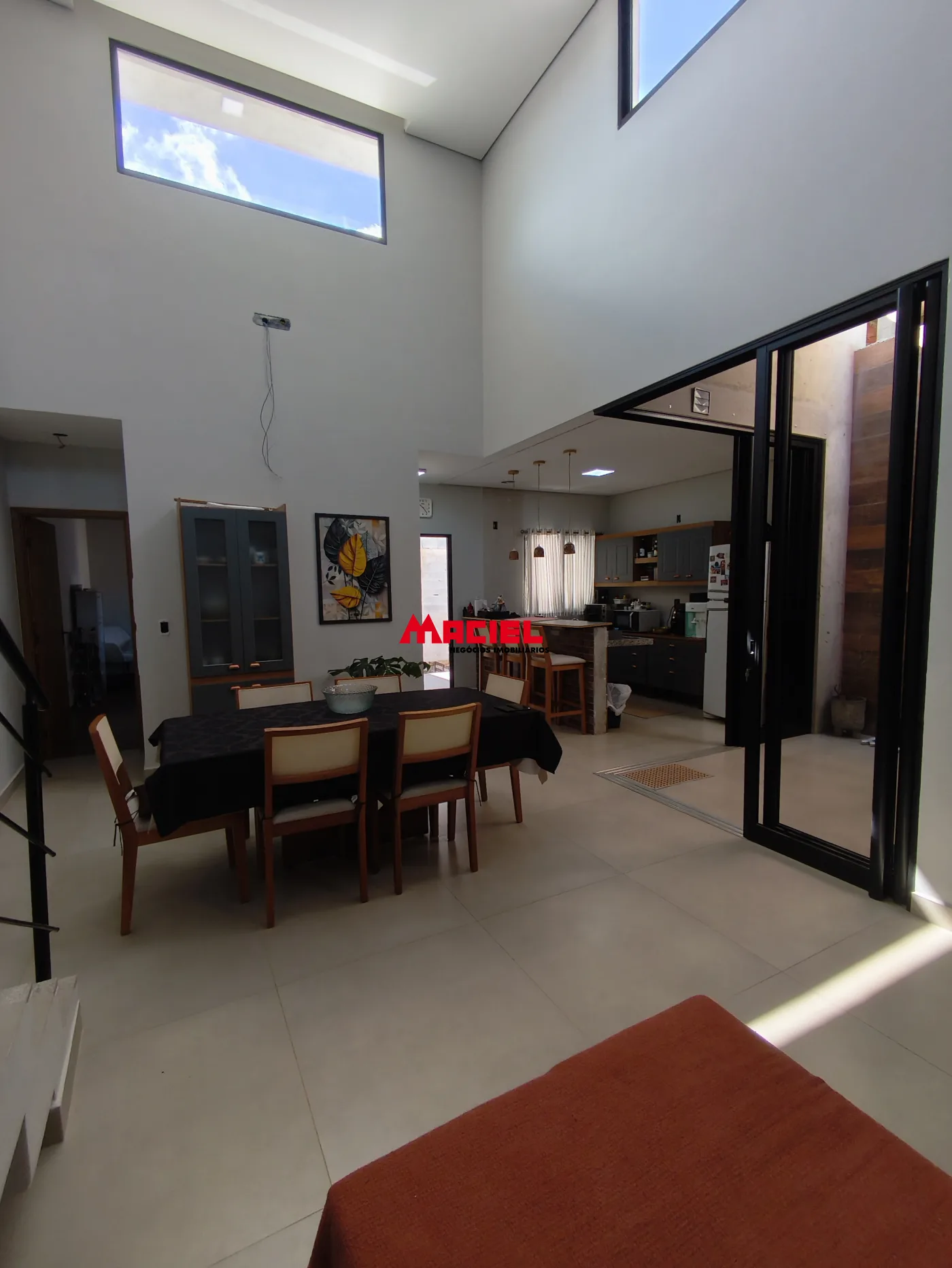 Comprar Casa / Padr&atilde;o em S&atilde;o Jos&eacute; dos Campos R$ 745.000,00 - Foto 1