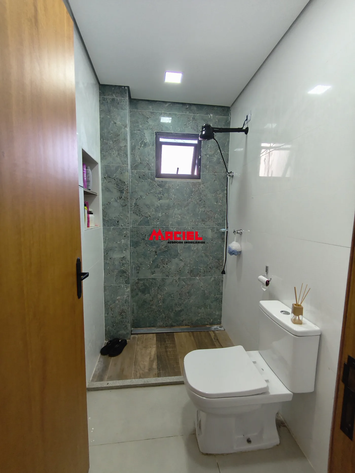 Comprar Casa / Padr&atilde;o em S&atilde;o Jos&eacute; dos Campos R$ 745.000,00 - Foto 16